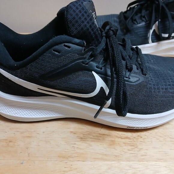 Nike Air Zoom Pegasus 39 Womens Size 7.5 Black White DH4072-001 EUC - Picture 2 of 16